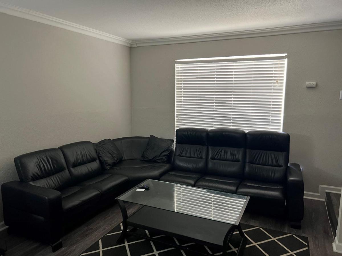Beautiful 1-Bedroom Townhome With Nice Amenities Houston Eksteriør bilde