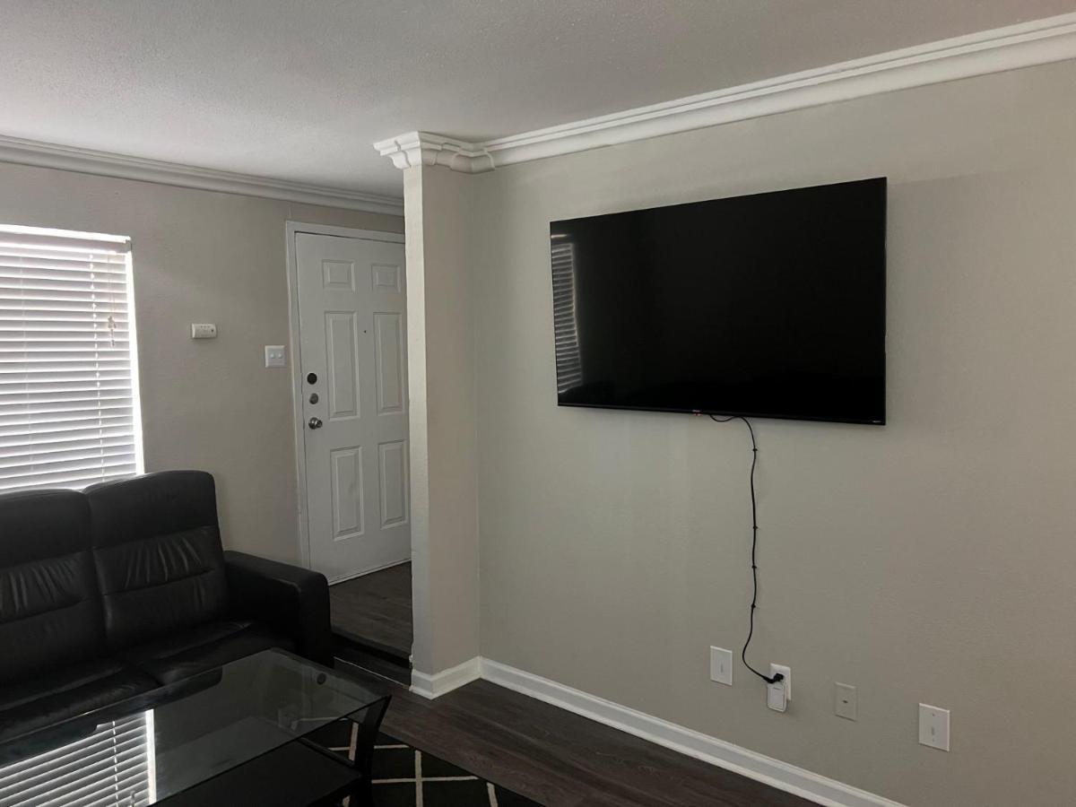 Beautiful 1-Bedroom Townhome With Nice Amenities Houston Eksteriør bilde