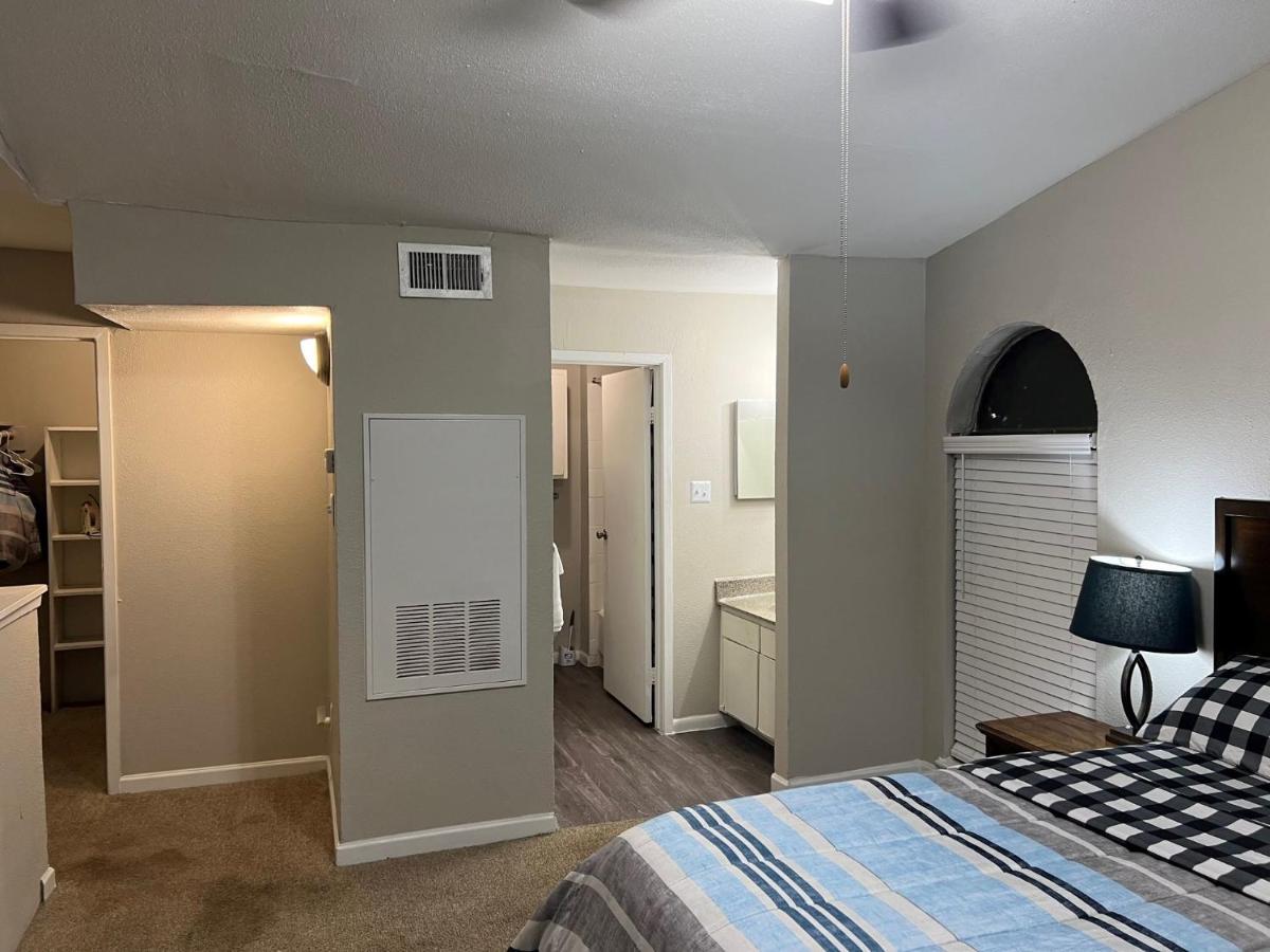 Beautiful 1-Bedroom Townhome With Nice Amenities Houston Eksteriør bilde